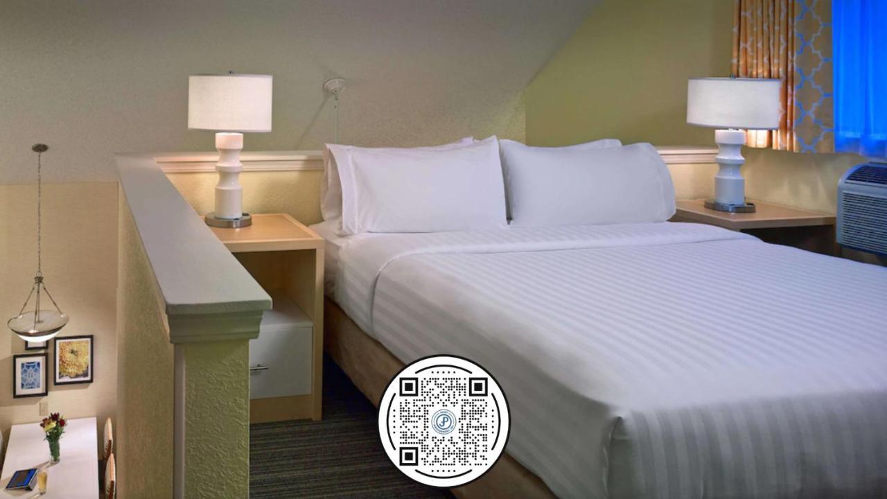 Sonesta Simply Suites Cleveland Airport Міддлберґ-Гайтс Екстер'єр фото